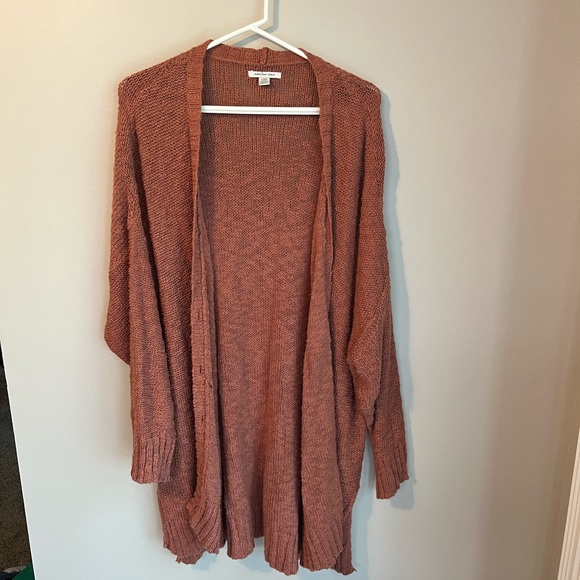 American Eagle Cardigan - Picture 1 of 3